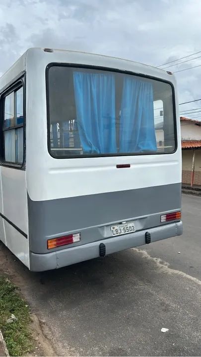 Ônibus em ótimo estado - Foto 6