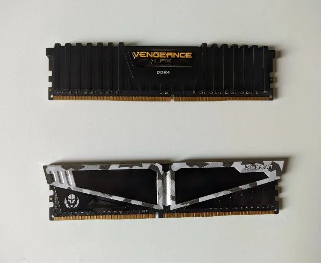 Memória RAM 16Gb (2x8Gb) CL16