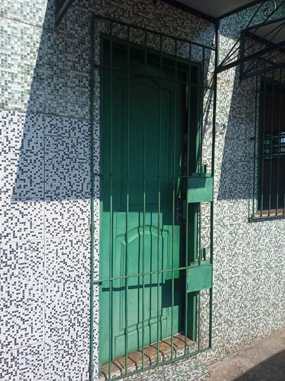 Grade de proteção para porta