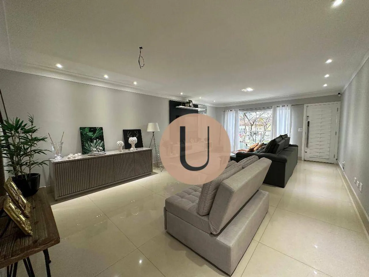 Sobrado com 4 dormitórios à venda, 270 m² por R$ 1.500.000 - Nova Petrópolis - São Bernard