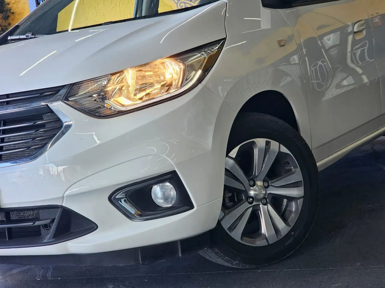 CHEVROLET SPIN Premier 1.8 EconoFlex Automático 2024 - 7 Lugares - Foto 3