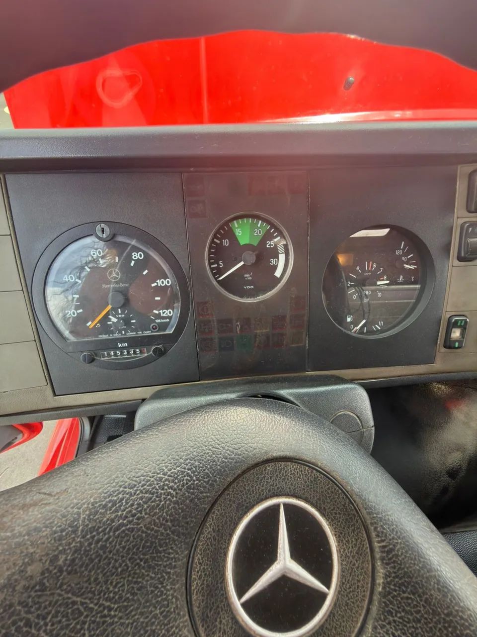 Mercedes bens 710 plus  - Foto 6