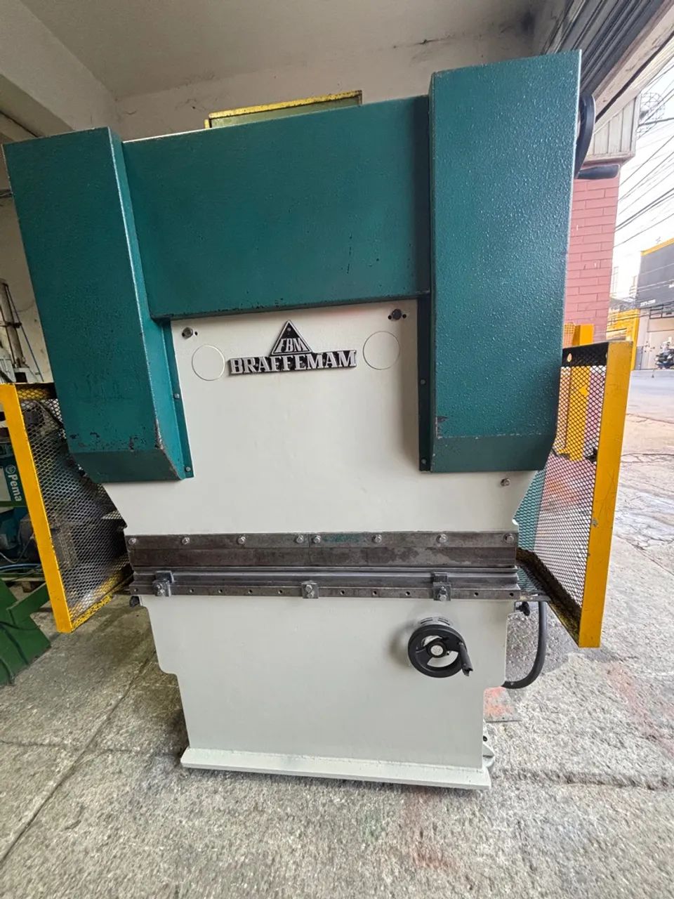 Dobradeira hidráulica BRAFFEMAM - Foto 4