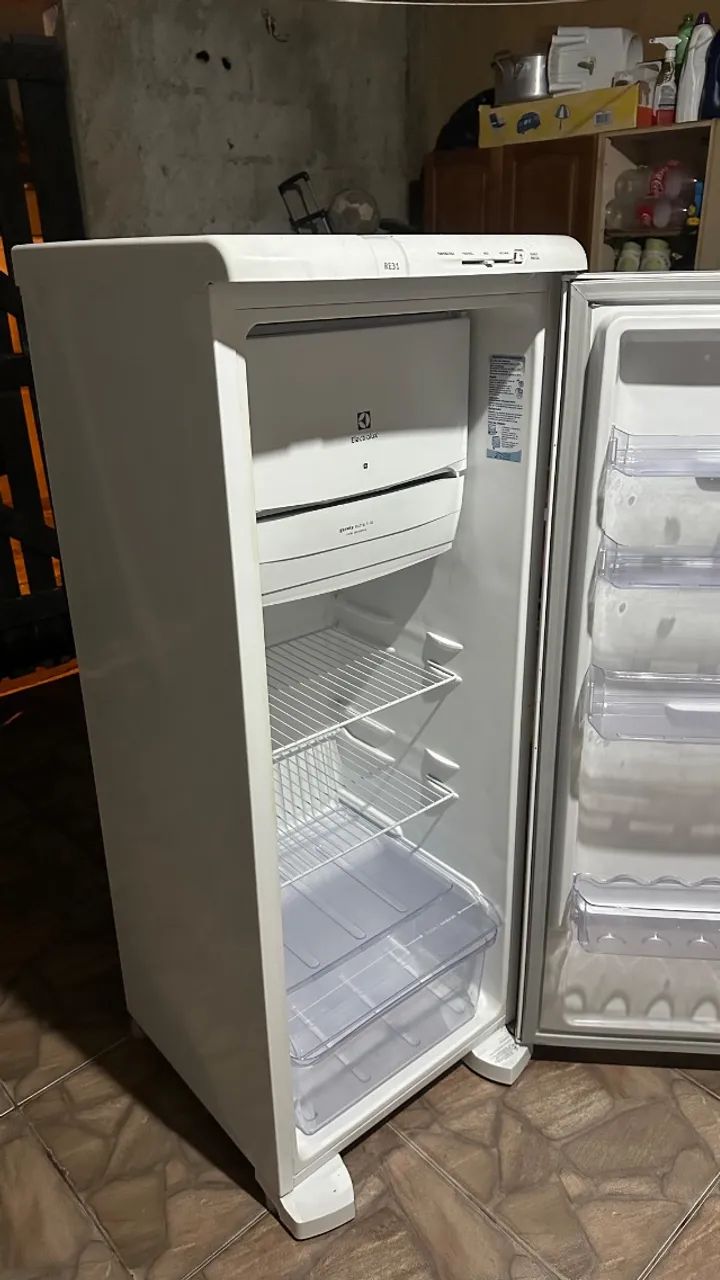 Geladeira eletrolux  - Foto 2