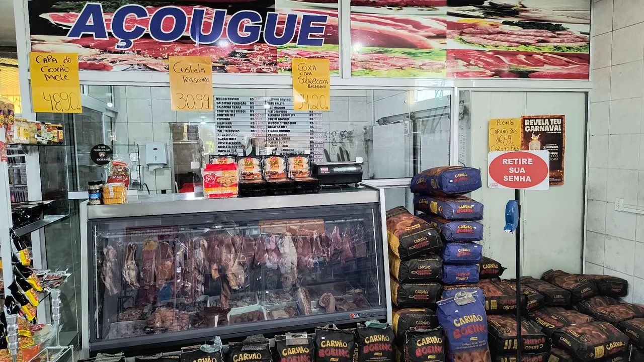 Vende açougue completo tirar do local.