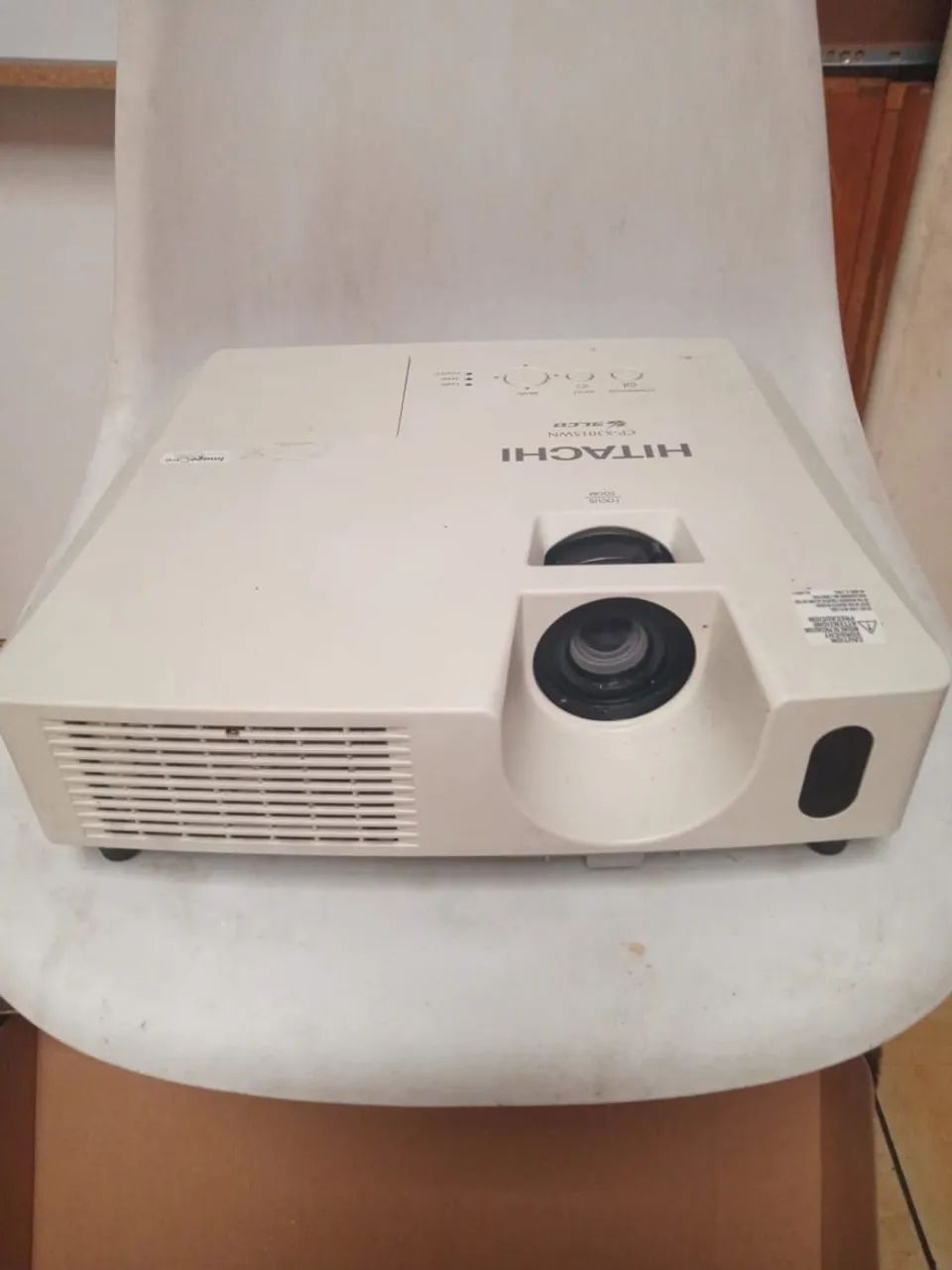 Projetor Hitachi  (usado)