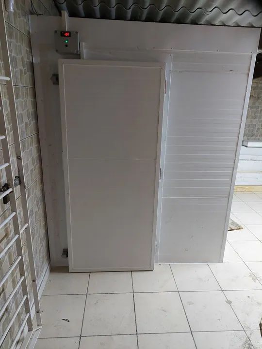 Camara fria congelados medindo 2.20x2.30 apenas $19.999 - Foto 3