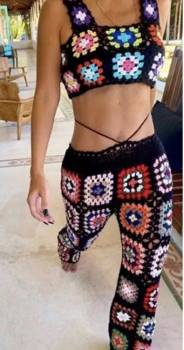 Conjunto Crochê Colorido - Top e Calça Flare