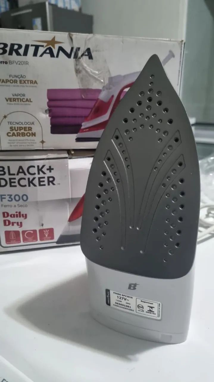 Ferro de Passar a vapor/ a seco leia descrição  - Foto 5