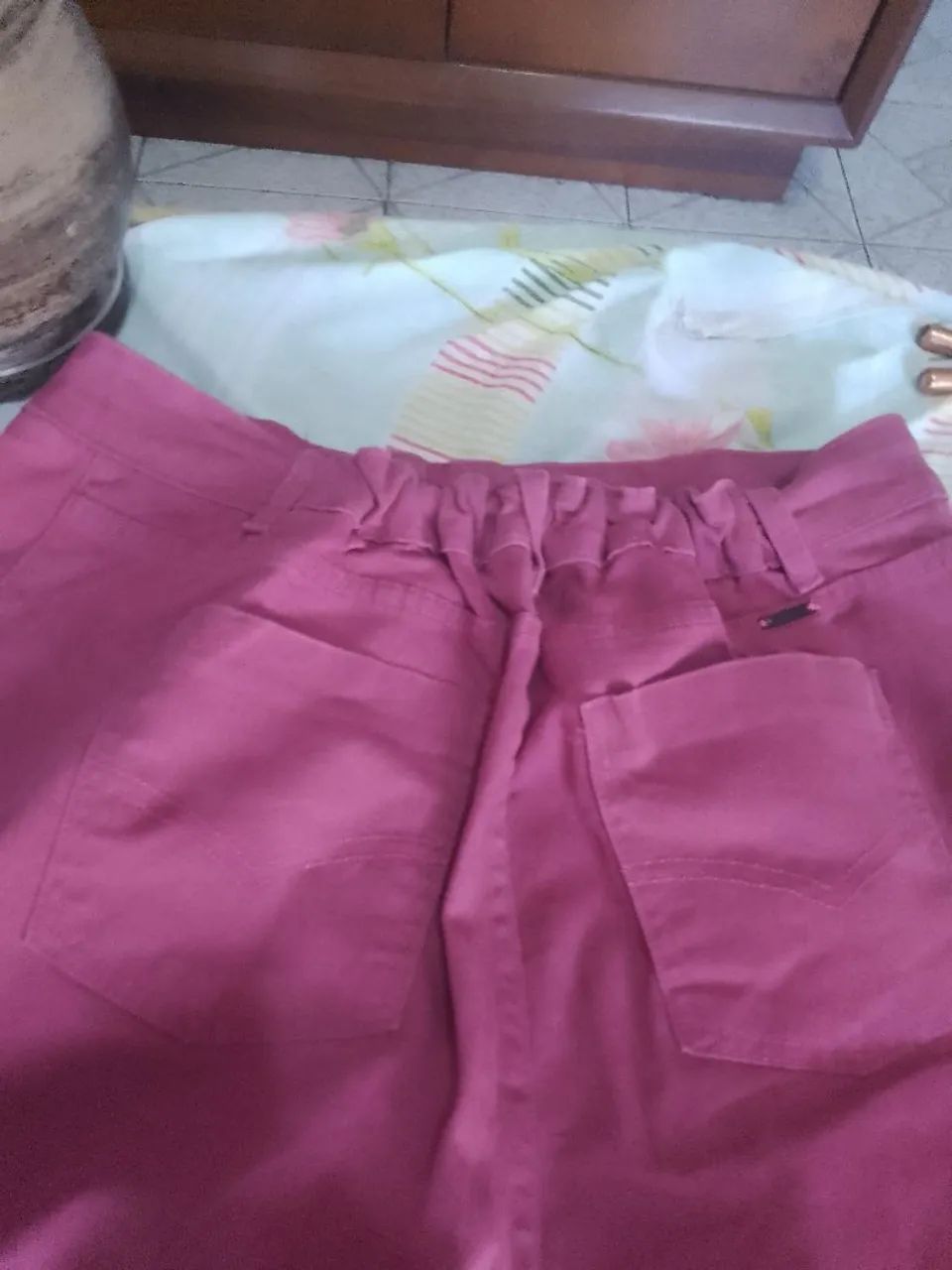 Calça Jeans grená.  46/48.  Elastano - Foto 4