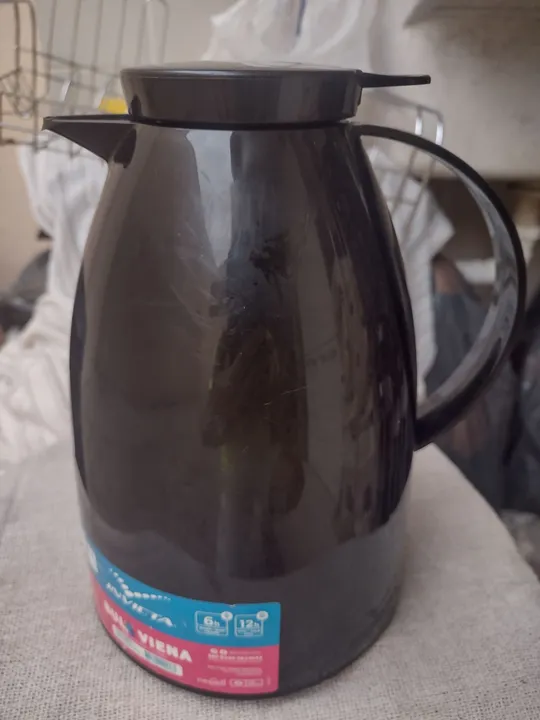 Garrafa Térmica Viena 1 litro com Gatilho (Invicta)
