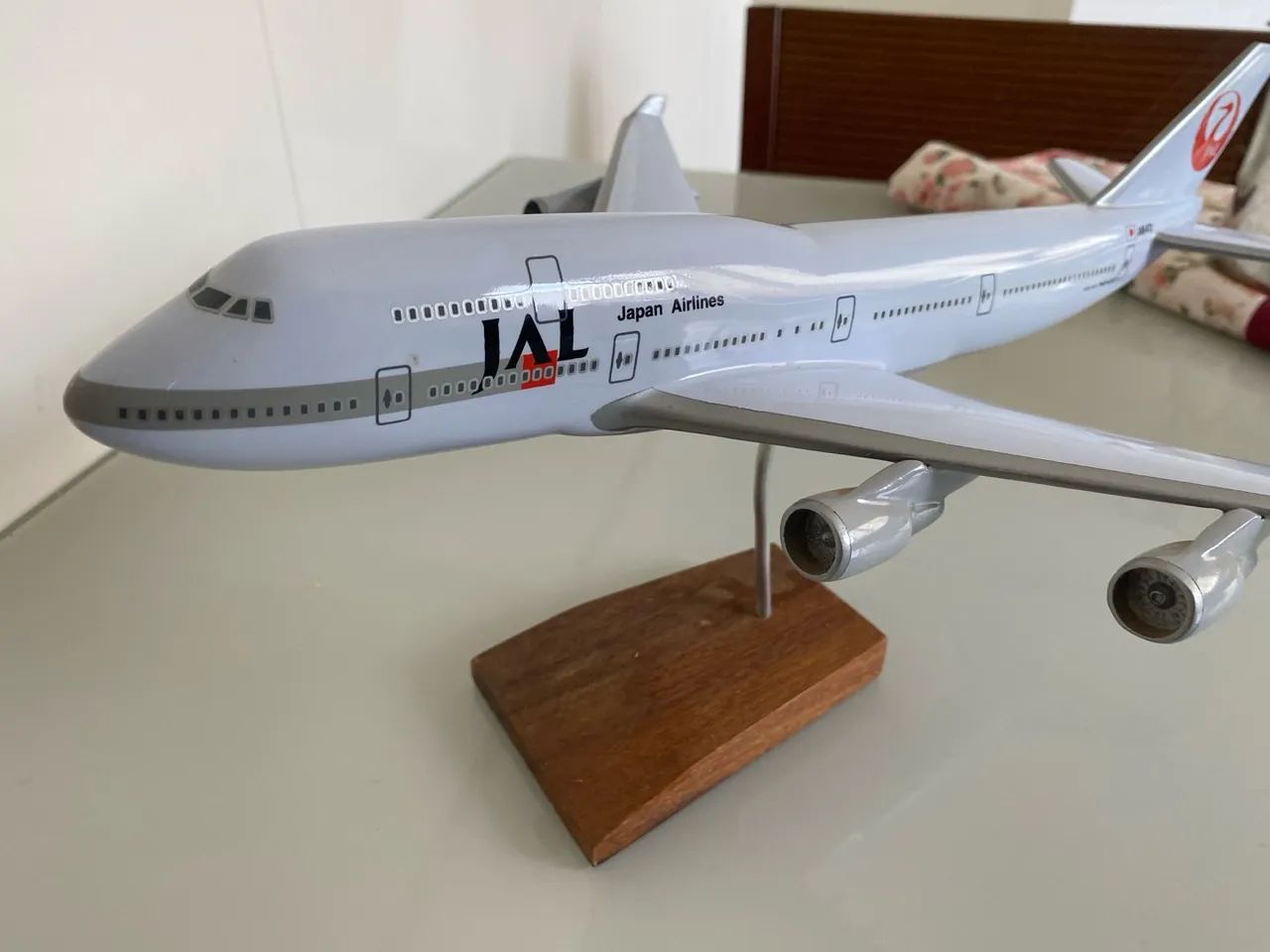 Avião Boeing 747 JAL - Escala 1/200- maquete resina