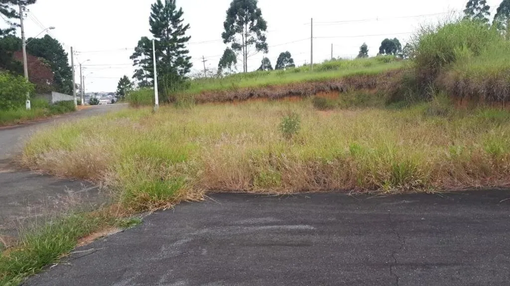 Terrenos Planos de 10x25 no Condominio Terras de Arujá!!! Condominio fechado com excelente