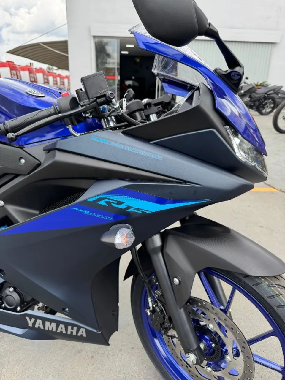 YAMAHA R15 ABS 2025 - ESPORTIVIDADE E TECNOLOGIA NO SEU DIA A DIA! - Foto 8