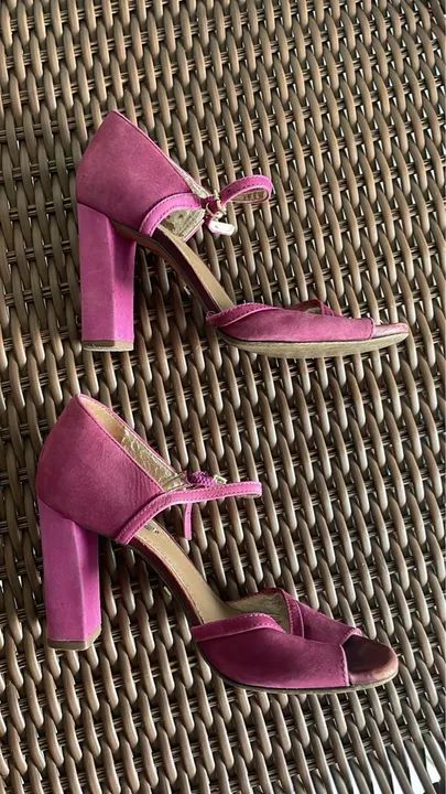 Sandália AREZZO n 33 usado 30,00 - Foto 5