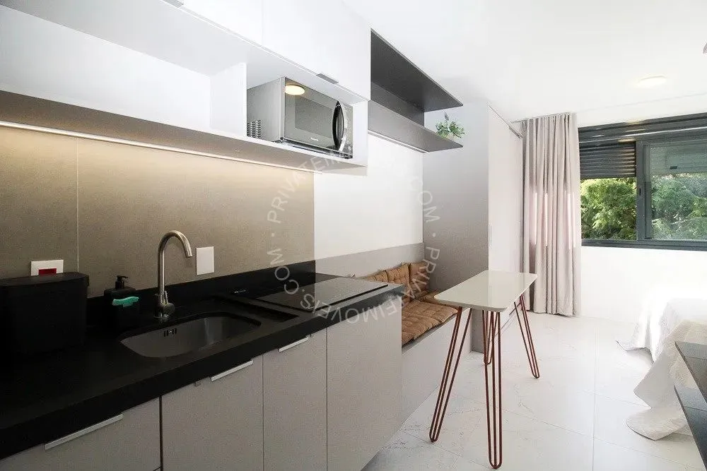 Apartamento mobiliado para alugar no Mont Serrat com 1 quarto (1 suíte)