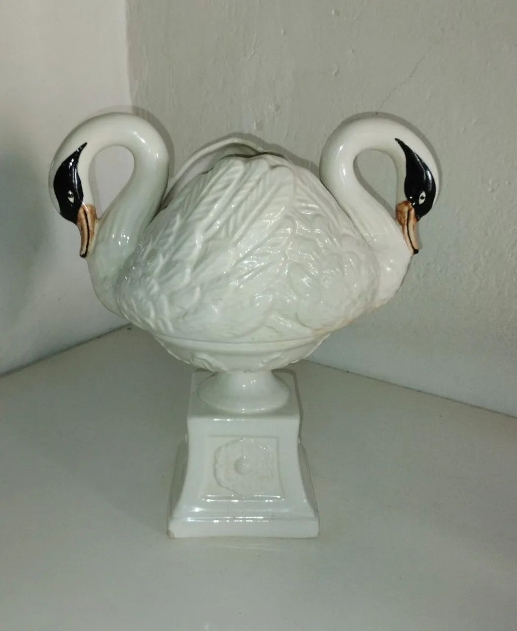 OPORTUNIDADE * Conjunto de quatro peças de porcelana branca perolizadas antigas - Raridade - Foto 6