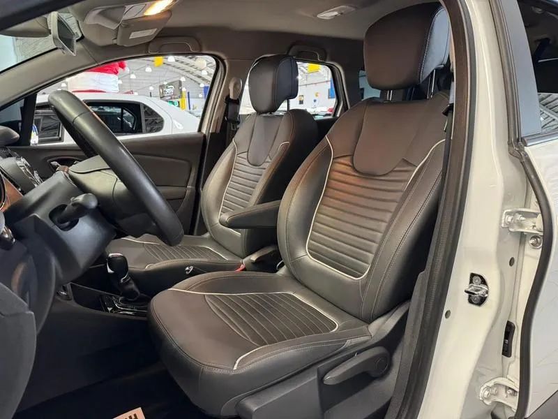 Renault Captur Intense 1.6 CVT 2019 - Foto 2