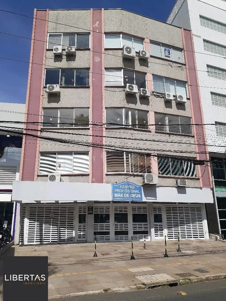 Sala Comercial em frente Hosp. Mãe de Deus