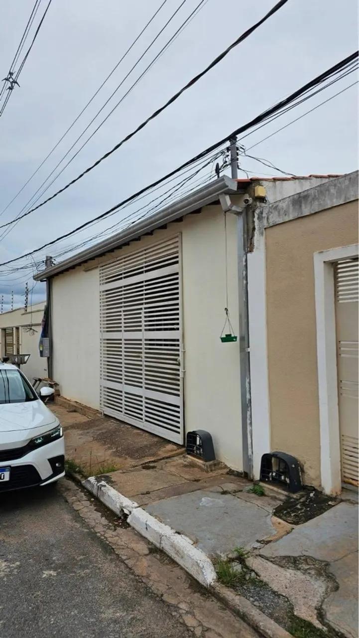 CASA PRÓXIMO AO BELVEDERE