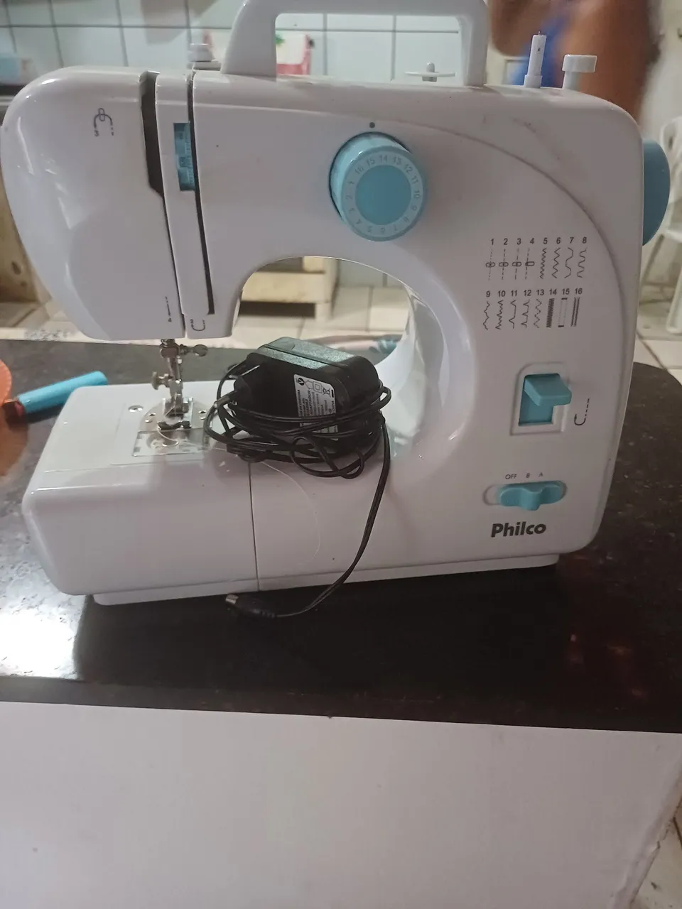 Máquina de costura Philco