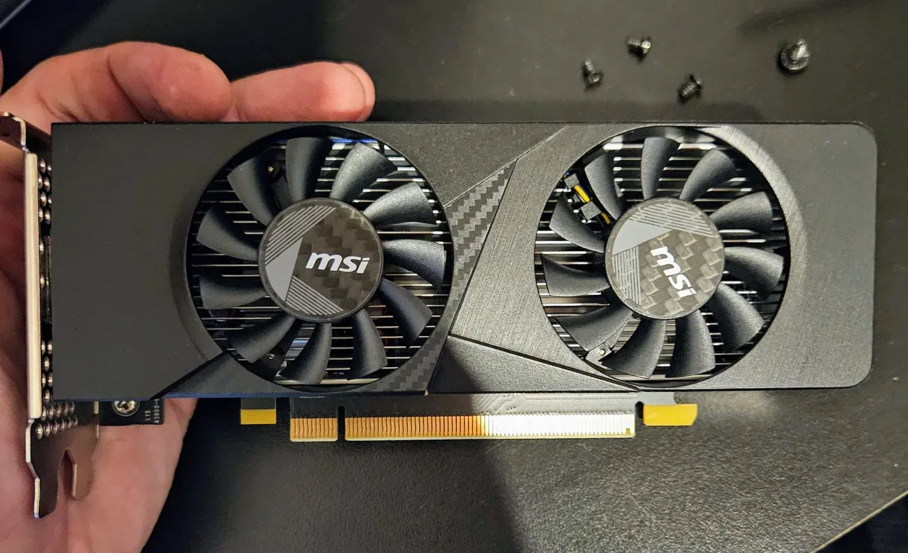 RTX 3050 MSI - Muito nova