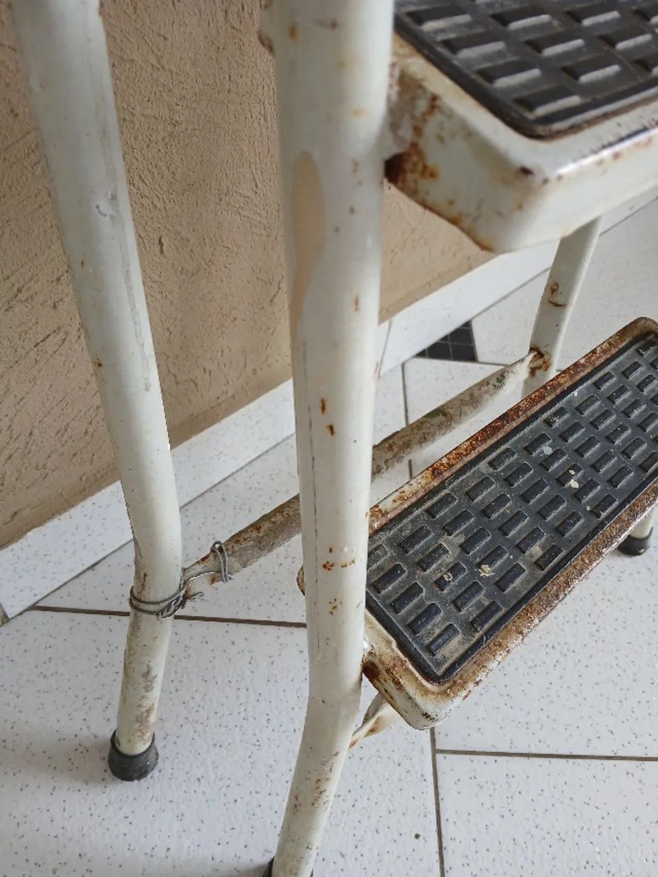 Escada64673480302594121