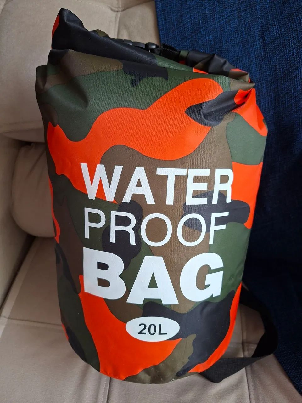 Bolsa estanque impermeável 20 litros para esportes aquáticos, viagens ou camping. - Foto 3