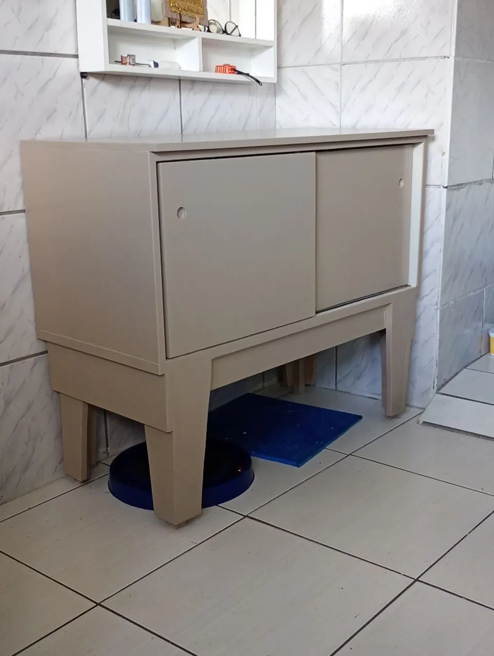 Aparador multiuso com Portas de Correr