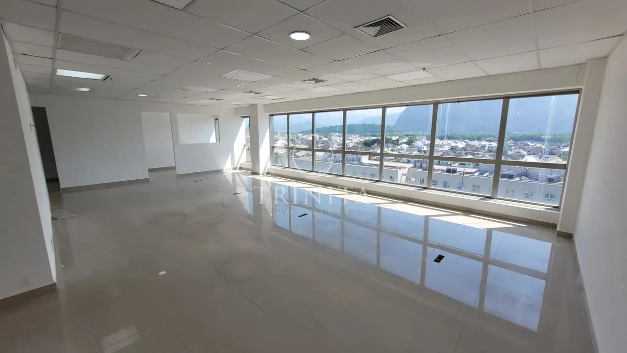 Sala no Recreio dos Bandeirantes