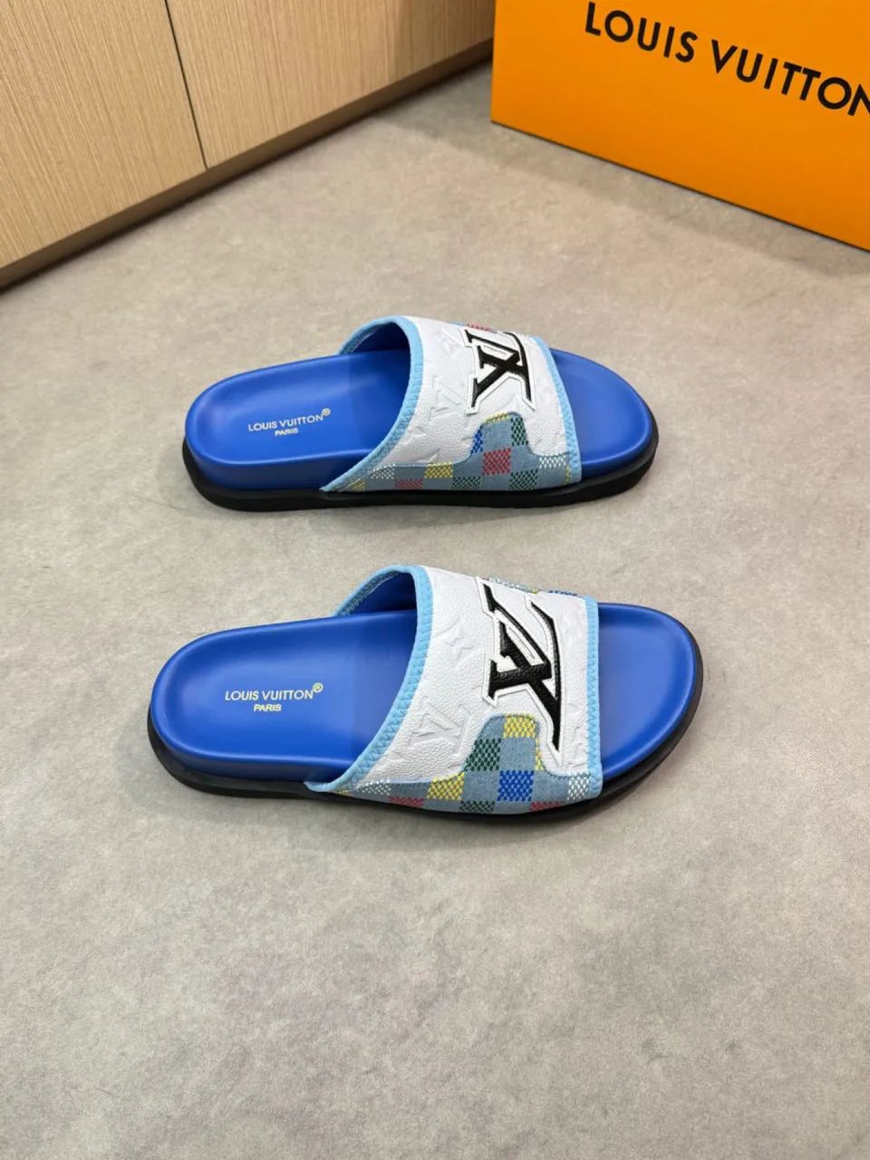 LV Slider Sandal (Inquire about sizes)