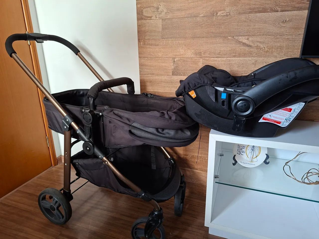 Carrinho de Bebê Galzerano + bebê conforto. - Foto 2