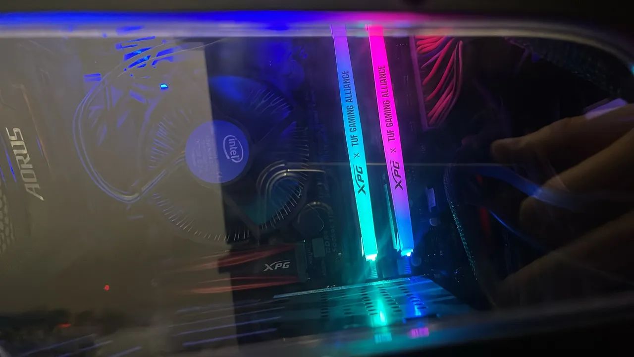 (Vendo ou troco) PC GAMER (roda tudo em full)