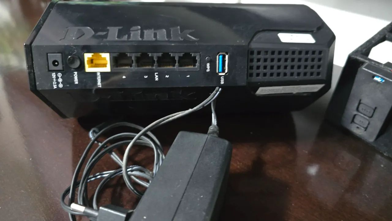 Kit Internet Roteador D-Link + Repetidor Tp-Link - Foto 3