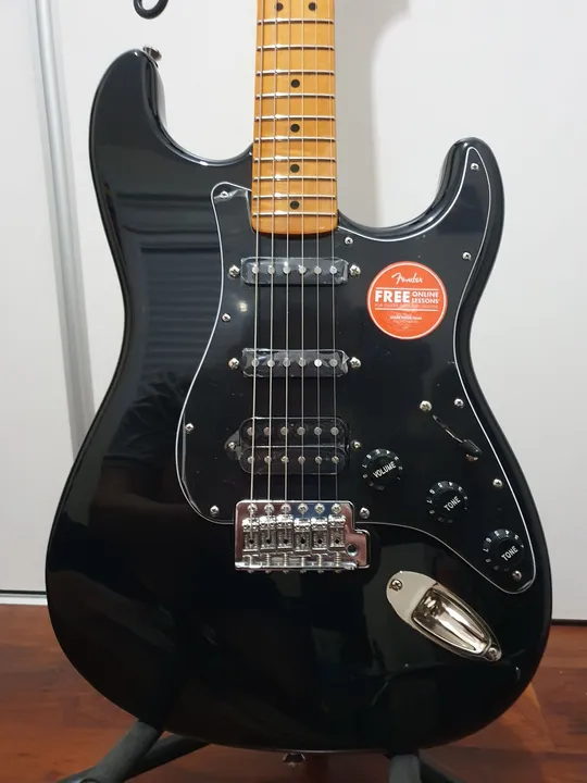 guitarra squier indonesia