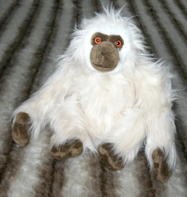 Macaquinho Peludo Branco