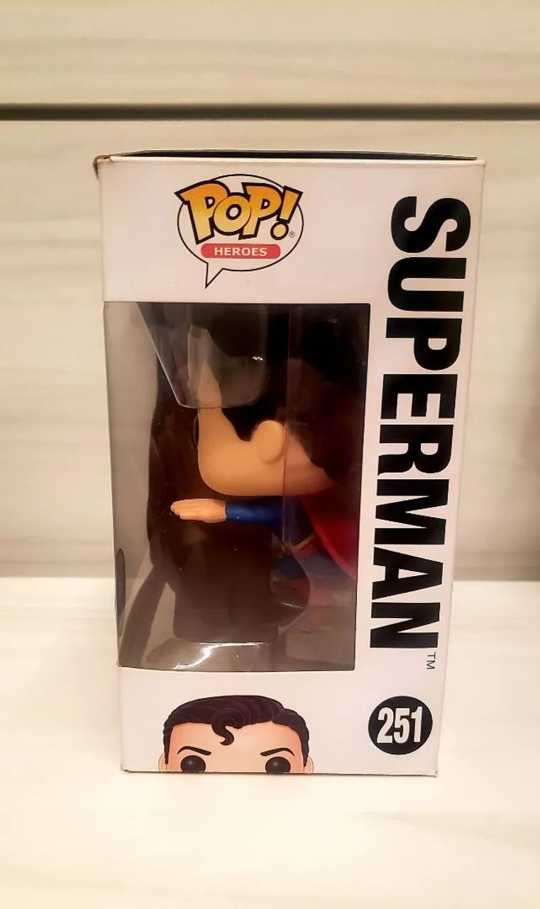 FUNKO POP ORIGINAL HEROES DC - SUPERMAN (SPECIALTY SERIES 80 ANOS) #251 - Foto 2