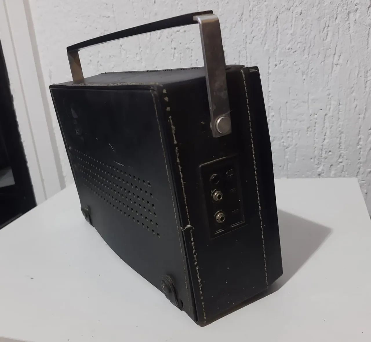 Rádio antigo SANYO relíquia COLEÇÃO  - Foto 3