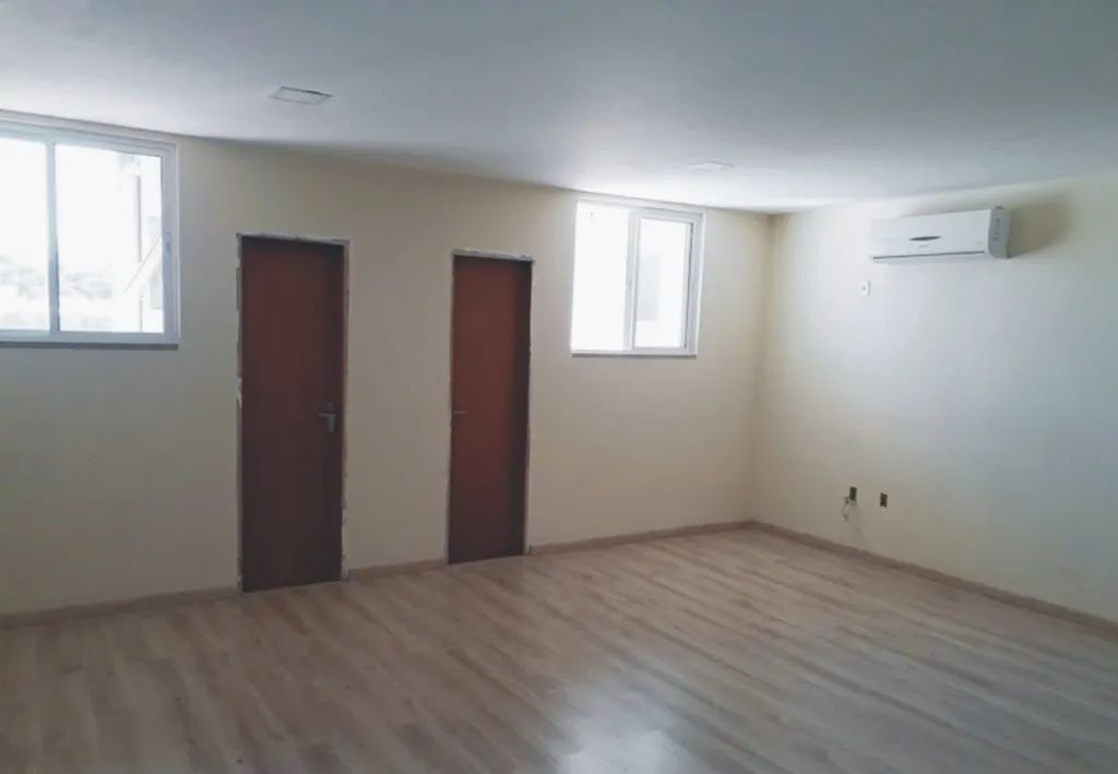 Alugo Sala comercial na Praça de Bacaxá  Última sala disponível - Foto 2