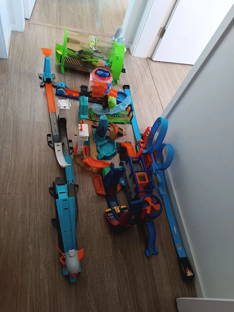 Pista de Carrinhos Hot Wheels Completa - Foto 2