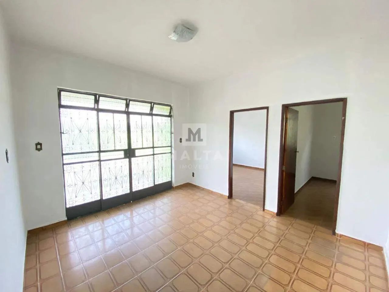 Casa com 03 quartos à venda no bairro Tirol. - Foto 5
