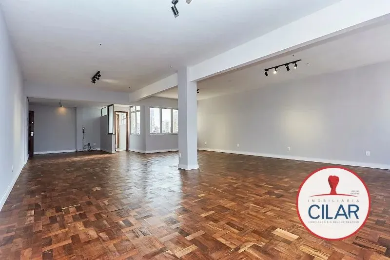 Imobiliária Cilar Vende Conjunto Comercial no Centro com 101,85m², Ref. 100764.001-CILAR