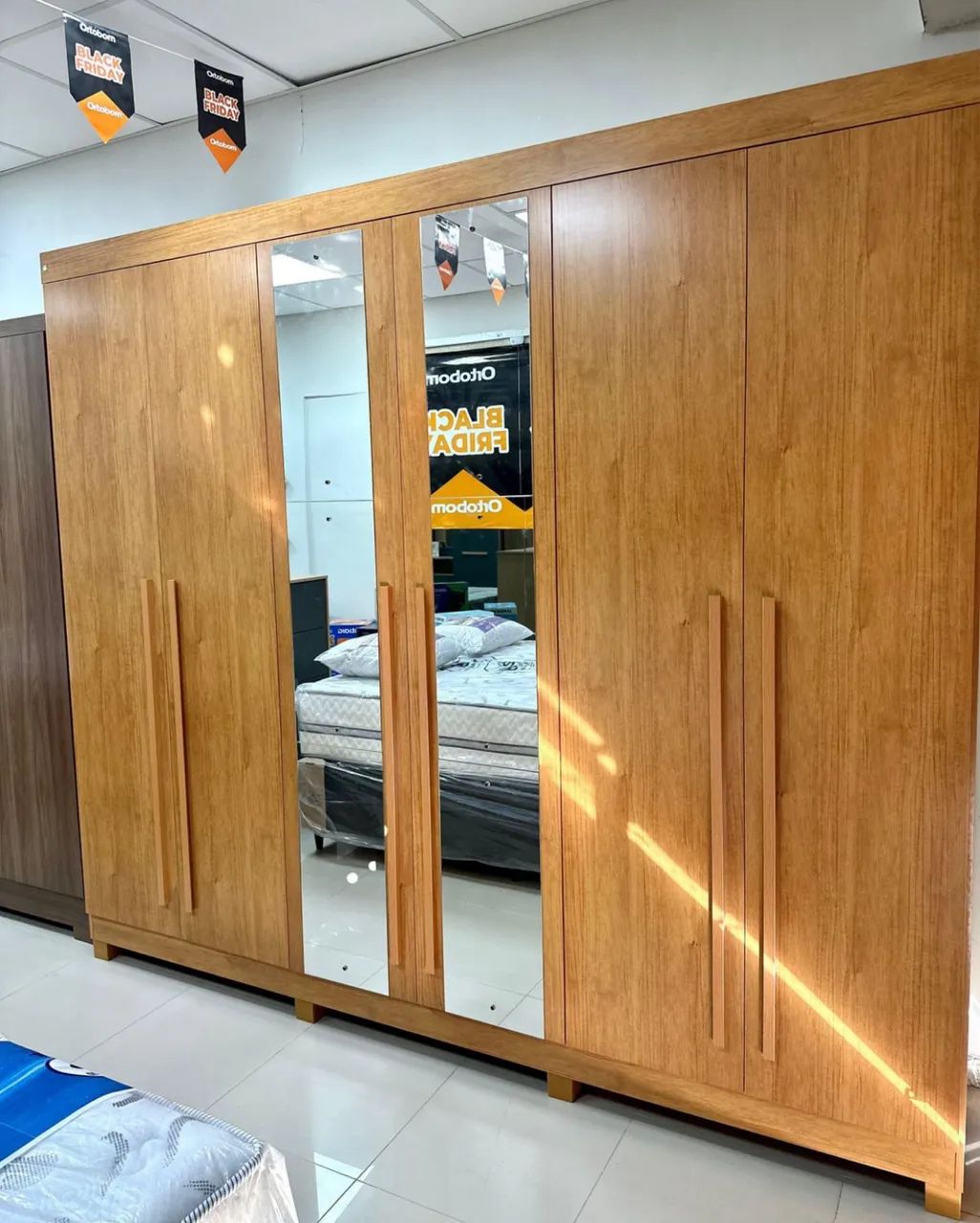 Guarda Roupa Bertha extra grande com espelho em mega Promoção! - Foto 2