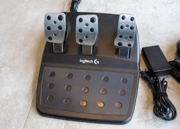 Volante Logitech G920 + cambio - Foto 4