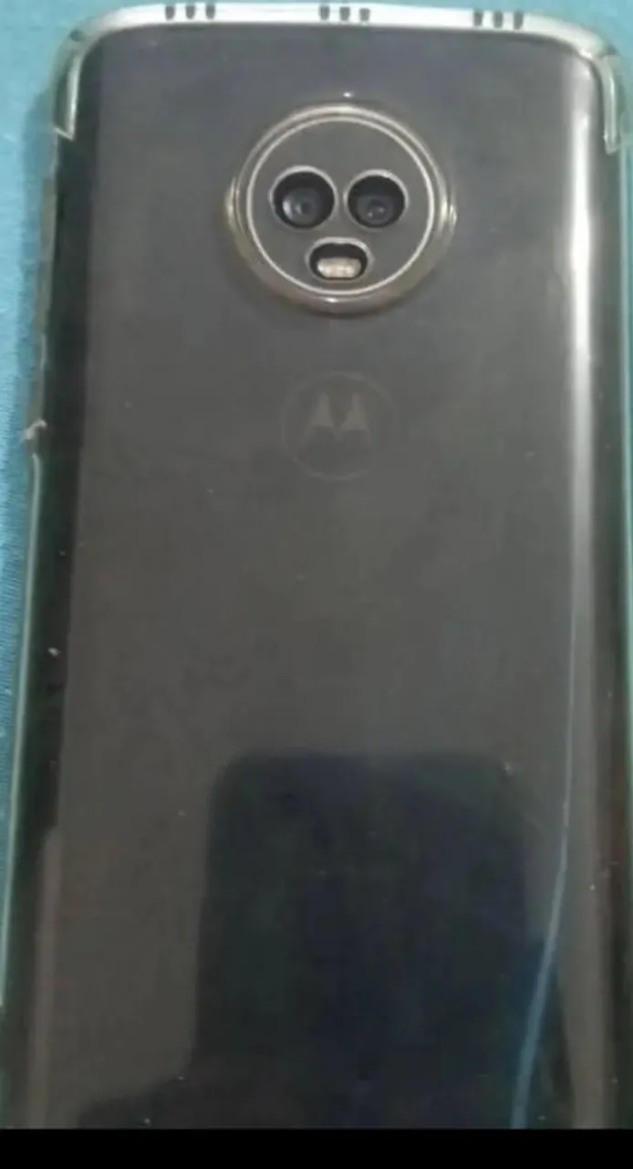 Celular Motorola Urgente Com carregador
