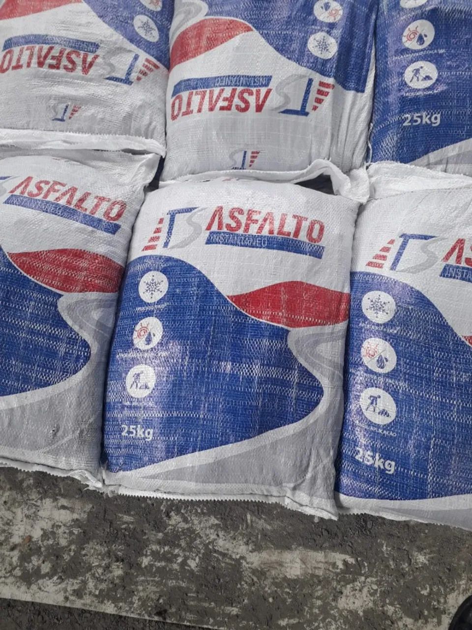 Asfalto frio em saco com 25 quilos em Recife. Qualquer quantidade!!!
