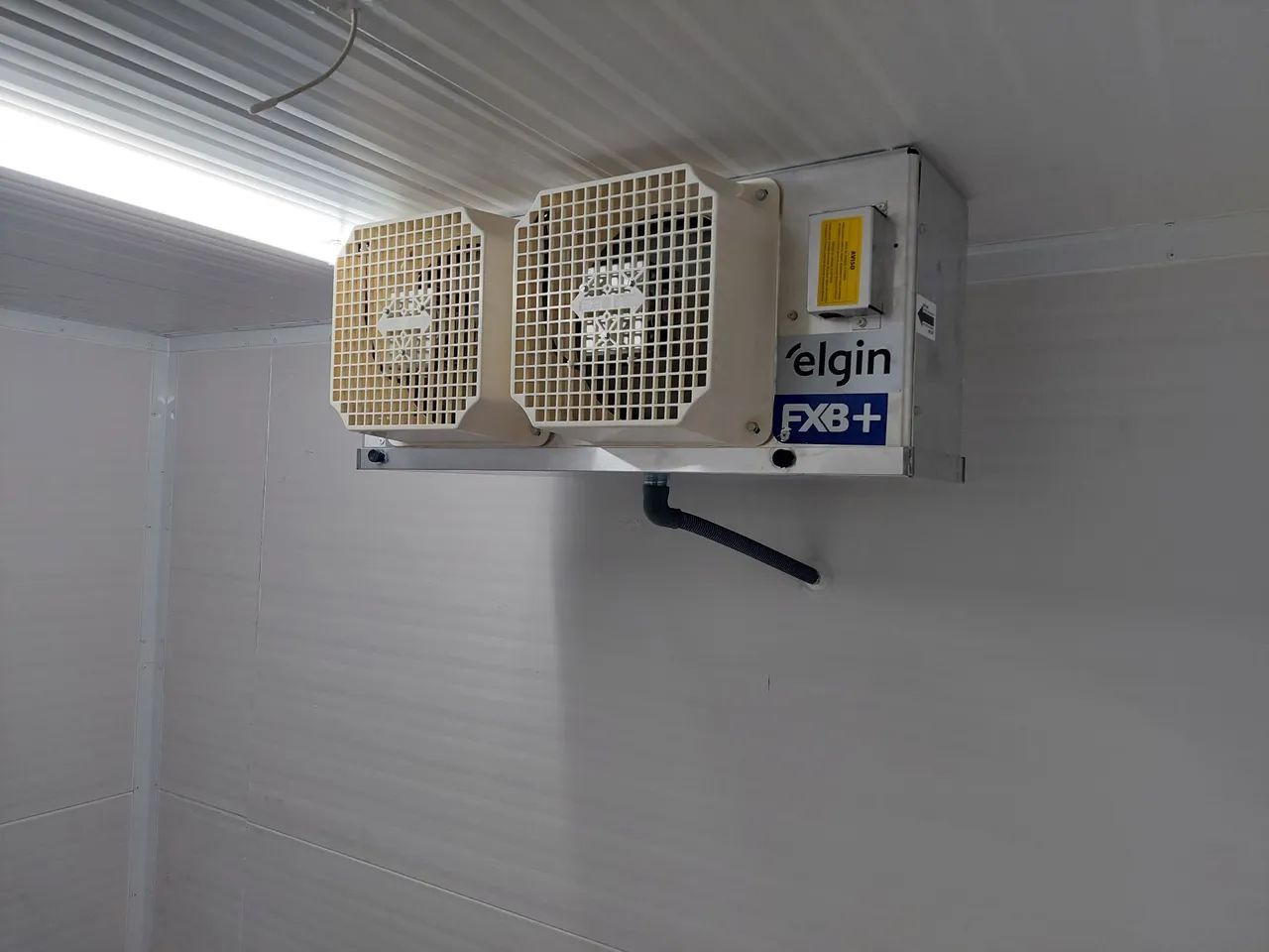 Camara fria congelados medindo 2.20x2.30 apenas $19.999 - Foto 5