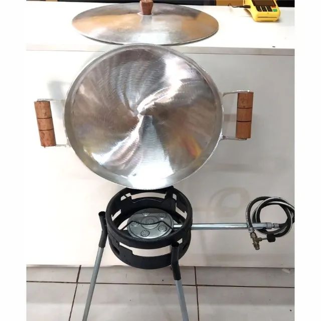 Chapa de Aluminio com Borda e Tampa + Tripé a Gás com Mangueira Completo - Foto 5