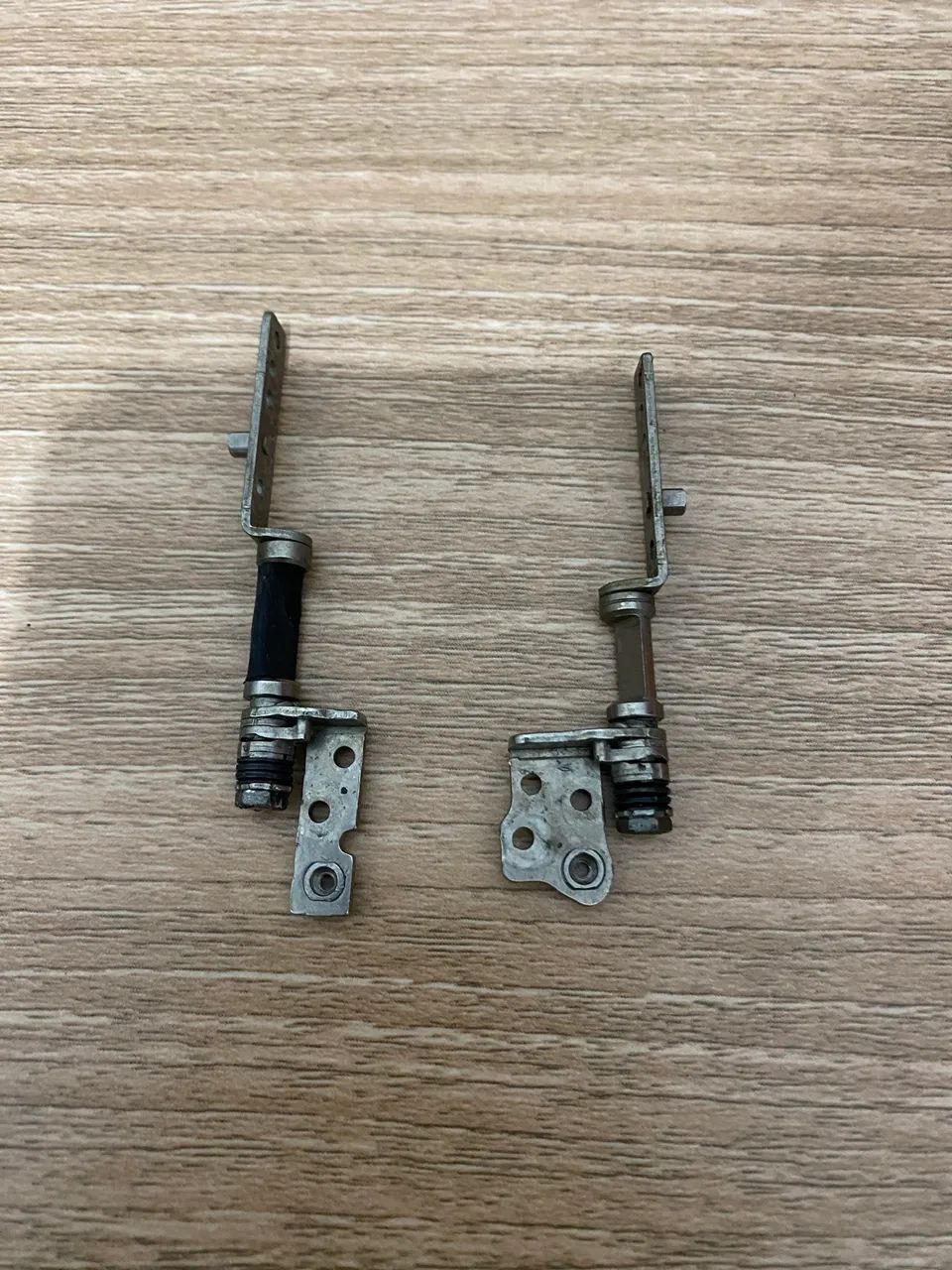 Dobradiças da tela Samsung 535U - Foto 3