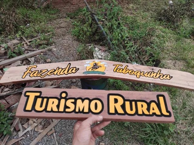 Placa de Madeira Entalhada com Borda Orgânica (2m x 50cm)  - Foto 2